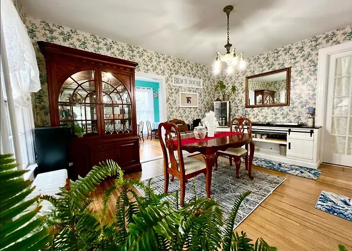 Atlantic House Hotel 3*